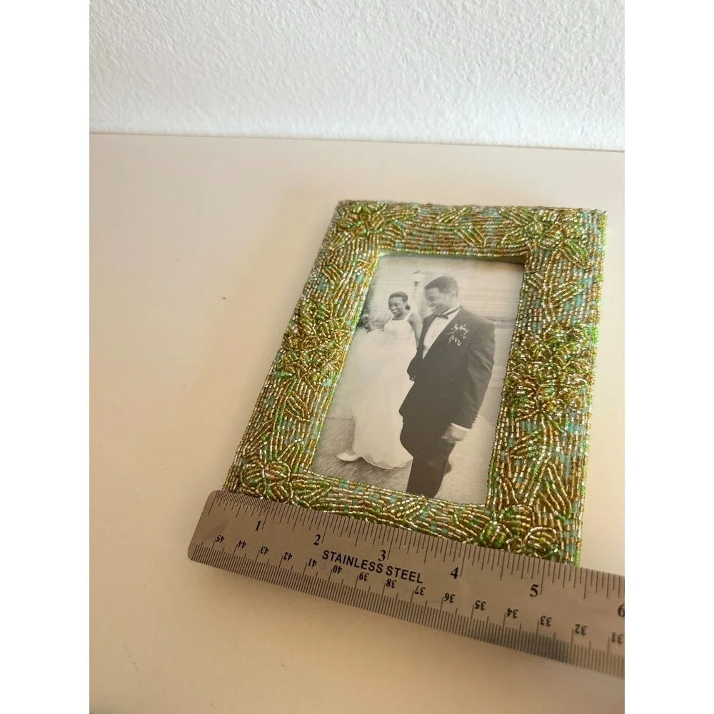 NIB Turquoise Beaded Coastal Floral Picture Frame 5.5